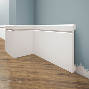 Creativa LPC-30M white painted skirting board 